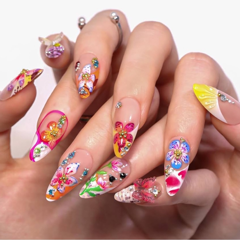 Colorful Floral Nail Art‎